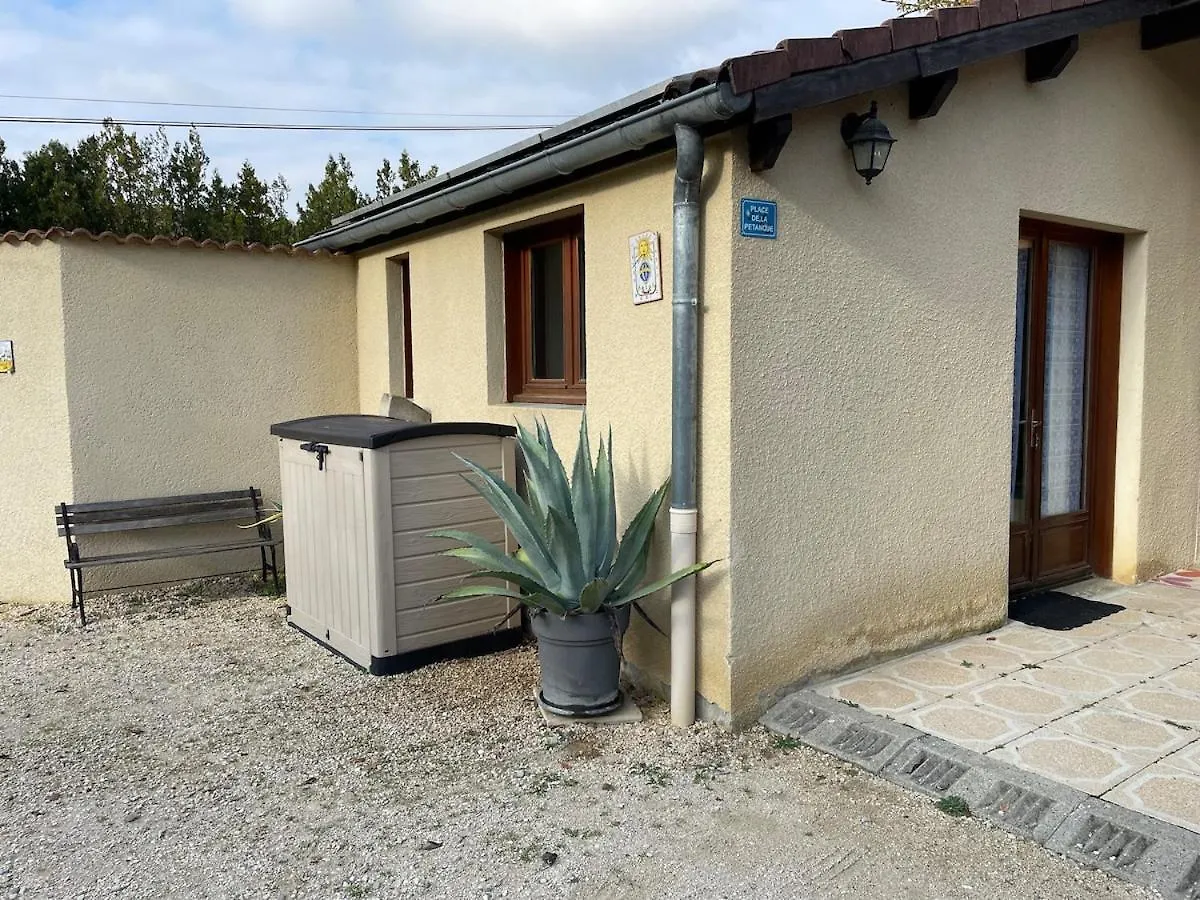 Studio Independant Avec Filet De Lecture Genissieux